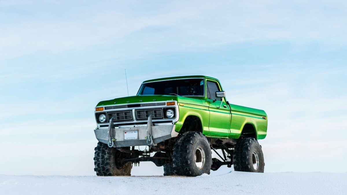 From Classic to Electric: Exploring the Evolution of Cars Through the Decades