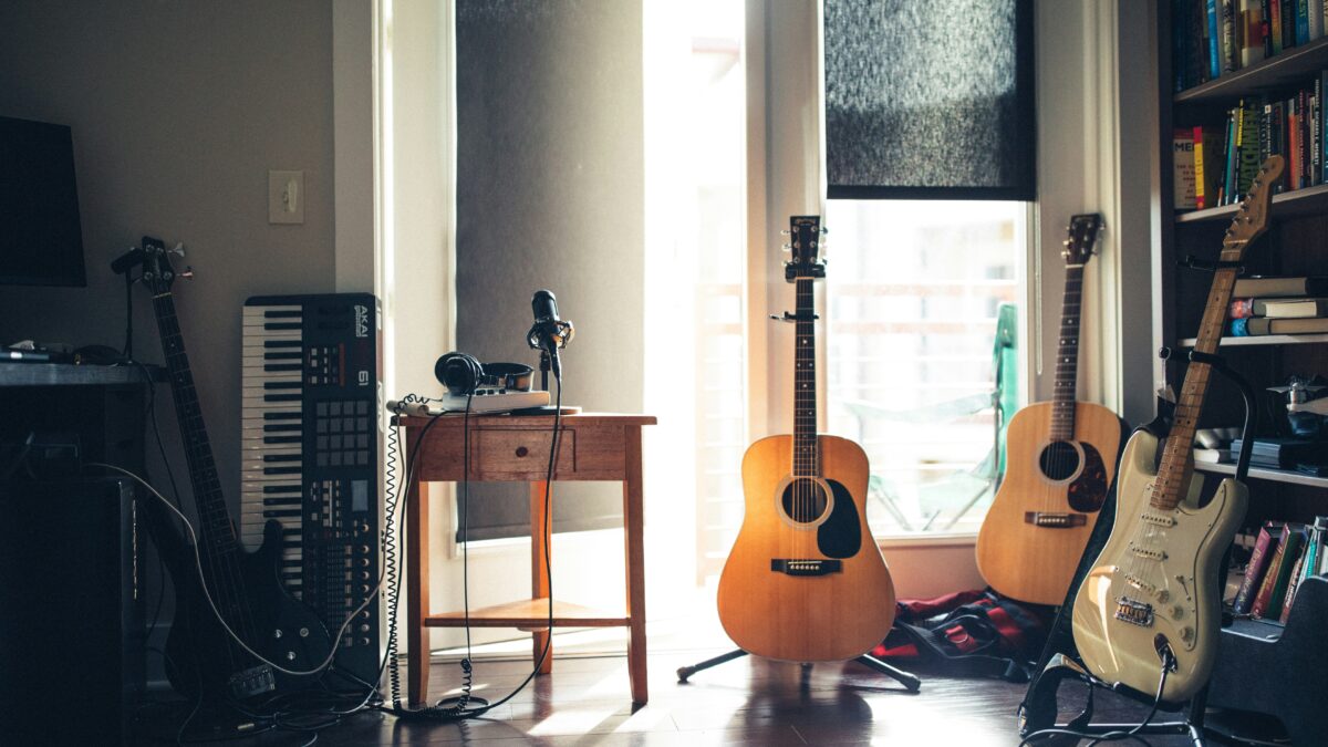 Exploring the Power of Music: How It Impacts Our Emotions and Wellbeing