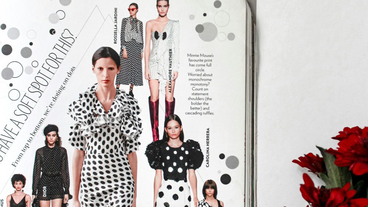 The Ultimate Guide to Mixing and Matching Patterns in Your Outfits