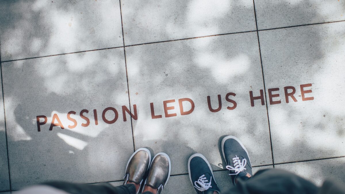 Mastering the Review Format: Engaging Your Audience Through Thoughtful Critique