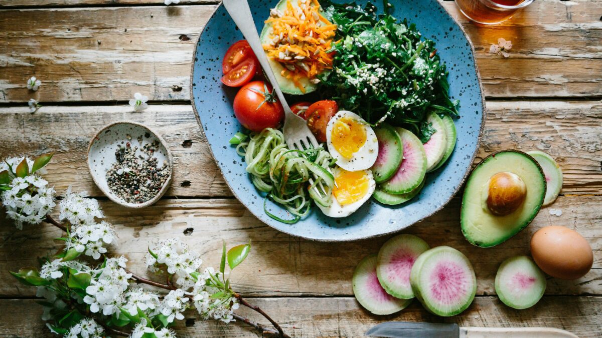 The Impact of Nutrition on Mental Health: Eating Your Way to Better Mood